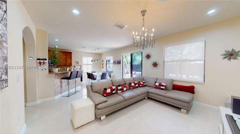 8610 NW 101st Pl, Doral FL - photo 15 of 56