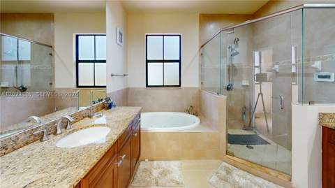 8610 NW 101st Pl, Doral FL - photo 23 of 56