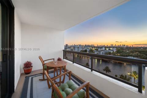 2555 Collins Ave 1106, Miami Beach FL - photo 18 of 22