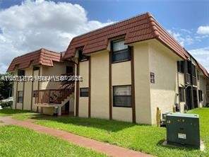 2715 W 66th St 13-21, Hialeah FL - photo 16 of 27