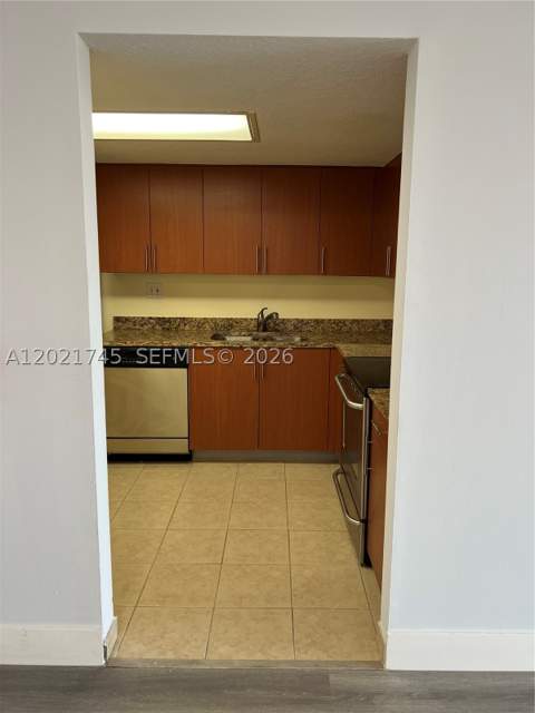 3300 NE 192nd St 616, Aventura FL - photo 9 of 24