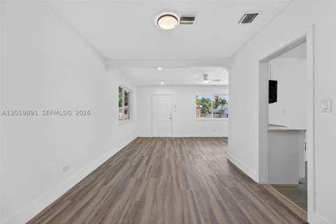 280 NW 101st St, Miami FL - photo 12 of 28