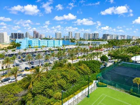 18001 Collins Ave 605, Sunny Isles Beach FL - photo 6 of 22