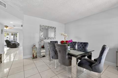 7101 W 24th Avenue 45, Hialeah FL - photo 9 of 37