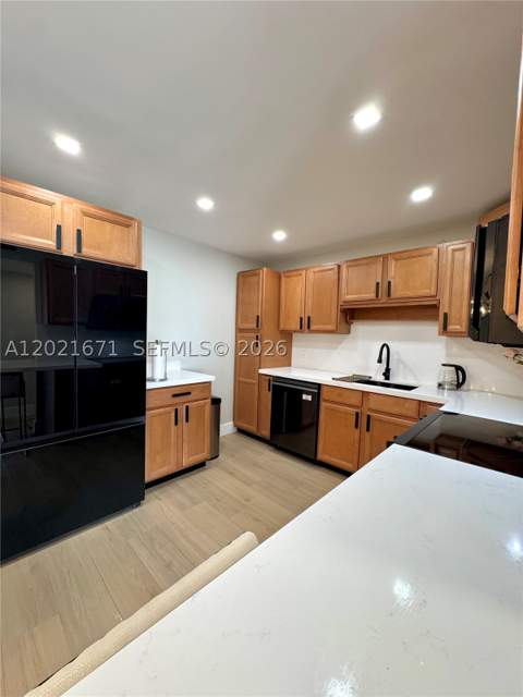 2851 NE 183rd St 1607E, Aventura FL - photo 10 of 39