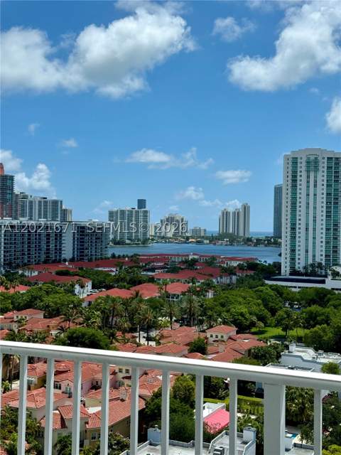 2851 NE 183rd St 1607E, Aventura FL - photo 17 of 39