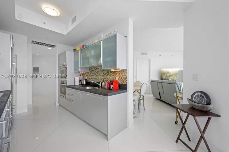 2 bedroom Condominium at 18201 Collins Ave 3501A, Trump Royale Condo, Sunny Isles Beach — photo 5
