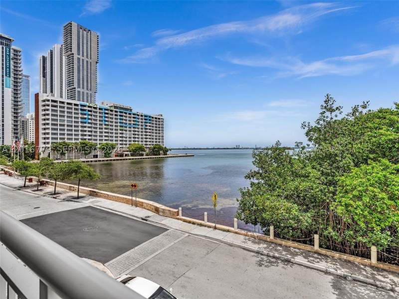 2 bedroom Condominium at 2000 N Bayshore Dr 220, Cite Condo, Miami — photo 4