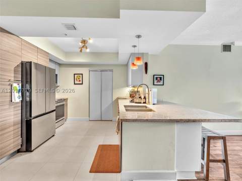 2000 N Bayshore Dr 220, Miami FL - photo 6 of 50