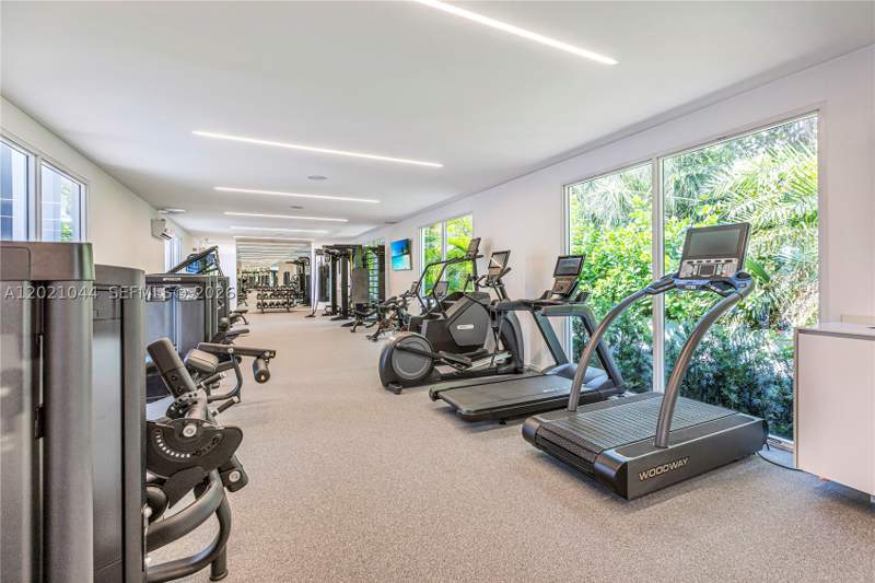 1 bedroom Condominium at 10250 Collins Avenue 408, Bh Bal Harbour Bldg 3, Bal Harbour — photo 5