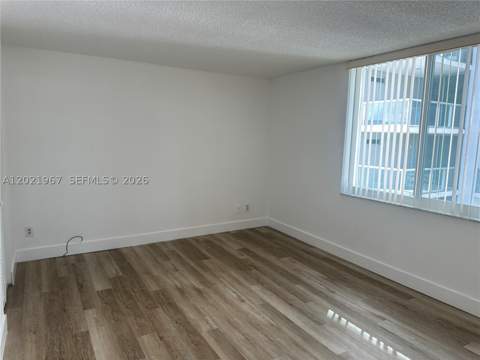 9501 E Bay Harbor Dr 5B, Bay Harbor Islands FL - photo 16 of 18