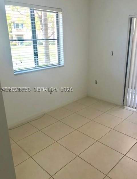 22631 SW 88th Pl 5-18, Cutler Bay FL - photo 6 of 11