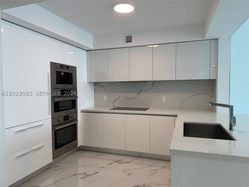 3 bedroom Condominium at 330 Sunny Isles Blvd 5-1003, Parque Towers Condo, Sunny Isles Beach — photo 5