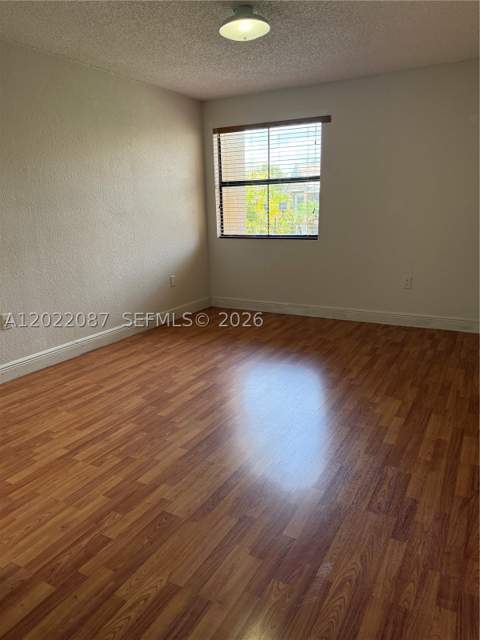 15689 SW 106th Ln 718, Miami FL - photo 12 of 26