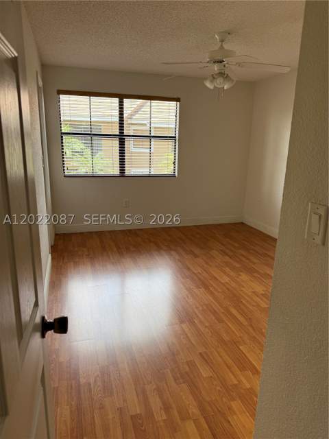15689 SW 106th Ln 718, Miami FL - photo 16 of 26