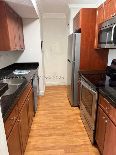 15689 SW 106th Ln 718, Miami FL - photo 7 of 26