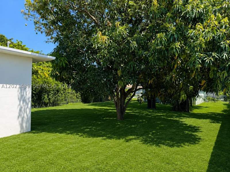 4 bedroom SingleFamilyResidence at 840 NW 67th St, Seventh Ave Park, Miami — photo 5