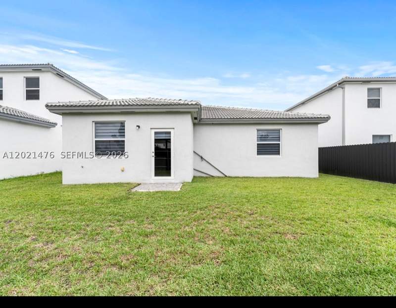 3 bedroom SingleFamilyResidence at 14884 SW 162nd St, Wallace Stevens, Miami — photo 3
