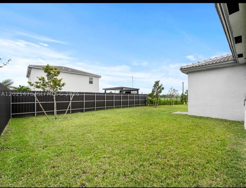 3 bedroom SingleFamilyResidence at 14884 SW 162nd St, Wallace Stevens, Miami — photo 4