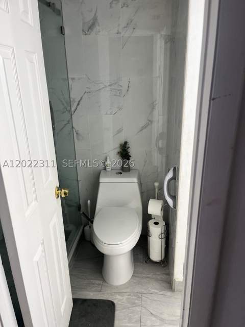 18555 NE 14th Ave 702A, Miami FL - photo 24 of 27