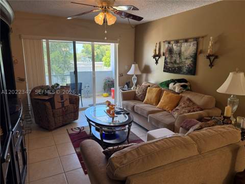 1725 W 60th St F322, Hialeah FL - photo 13 of 17