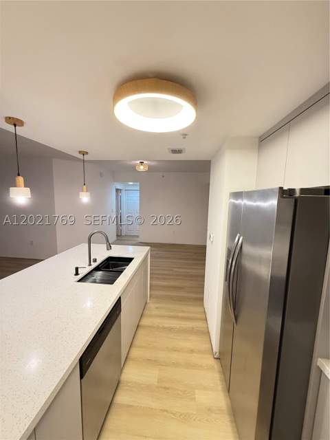 275 NE 18th St 910, Miami FL - photo 11 of 37