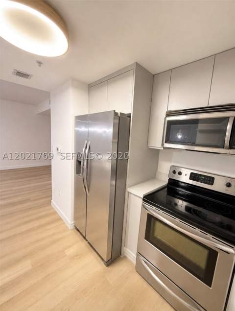 275 NE 18th St 910, Miami FL - photo 13 of 37