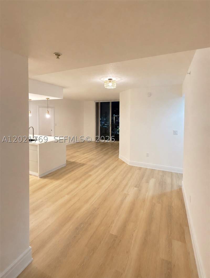 2 bedroom Condominium at 275 NE 18th St 910, 1800 Biscayne Plaza Condo, Miami — photo 2