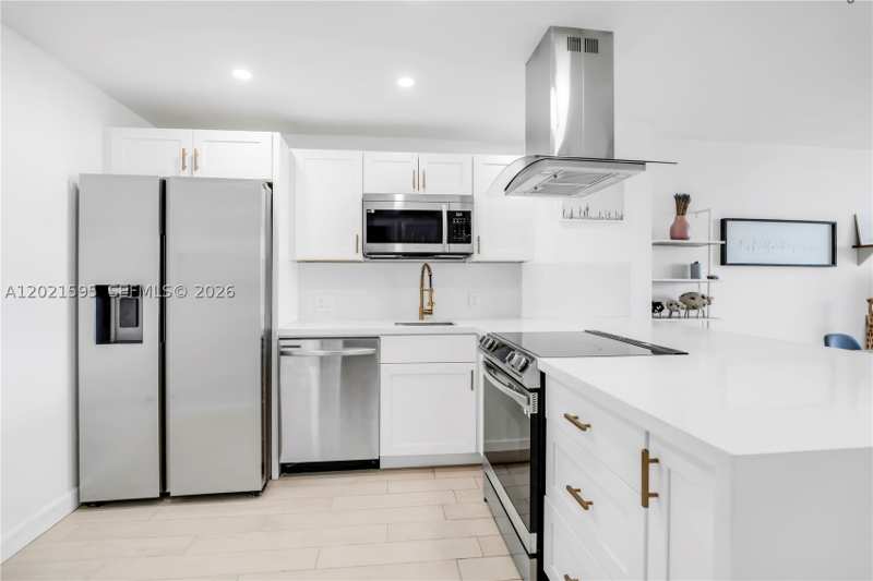 1 bedroom Condominium at 20379 W Country Club Dr 1237, Country Club - Turnberry, Aventura — photo 1