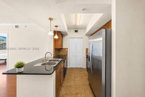 2000 N Bayshore Dr 1005, Miami FL - photo 6 of 42