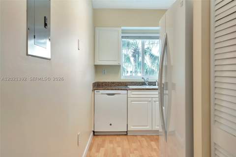 5900 Collins Ave 408, Miami Beach FL - photo 14 of 51