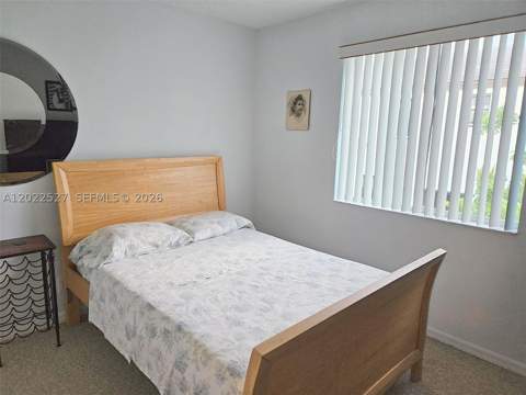870 NE 212th Ter 2, Miami FL - photo 14 of 25