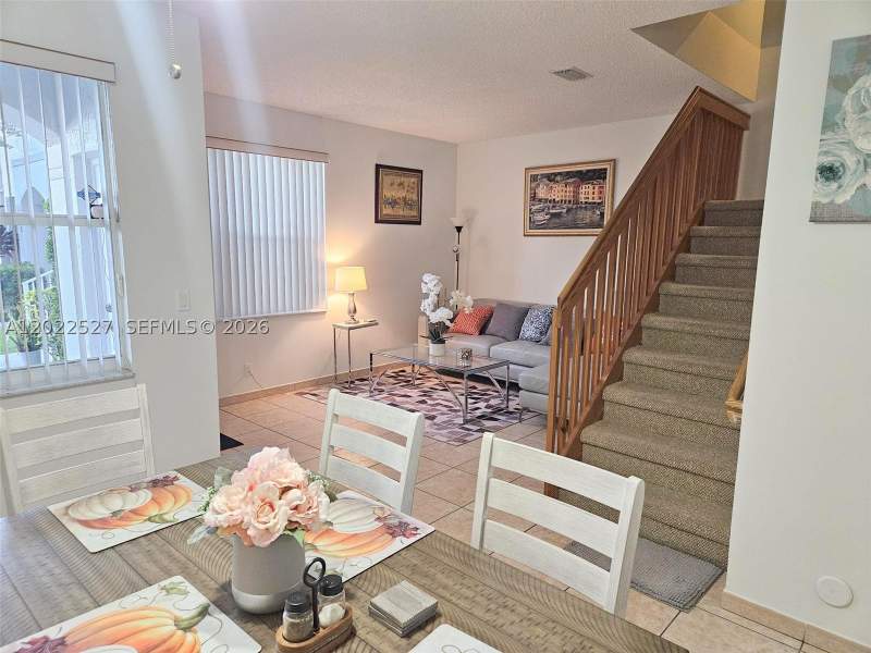 3 bedroom Condominium at 870 NE 212th Ter 2, Sierra Ridge Condo M-41, Miami — photo 5
