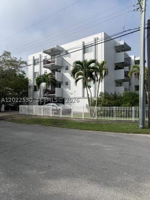1090 NE 129th St 202, North Miami FL - photo 17 of 17