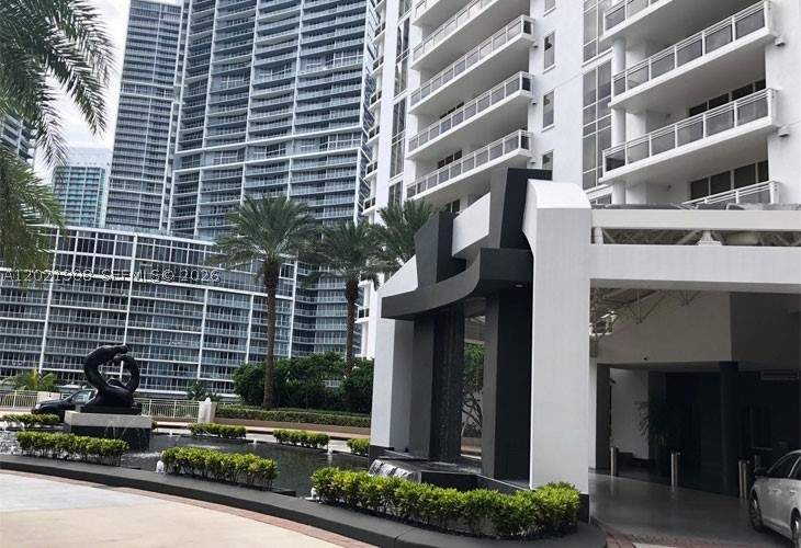 2 bedroom Condominium at 901 Brickell Key Blvd 3307, Carbonell Condo, Miami — photo 2