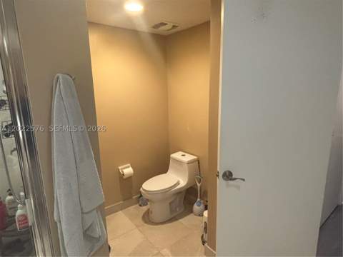 14951 Royal Oaks Ln 1909, North Miami FL - photo 15 of 40