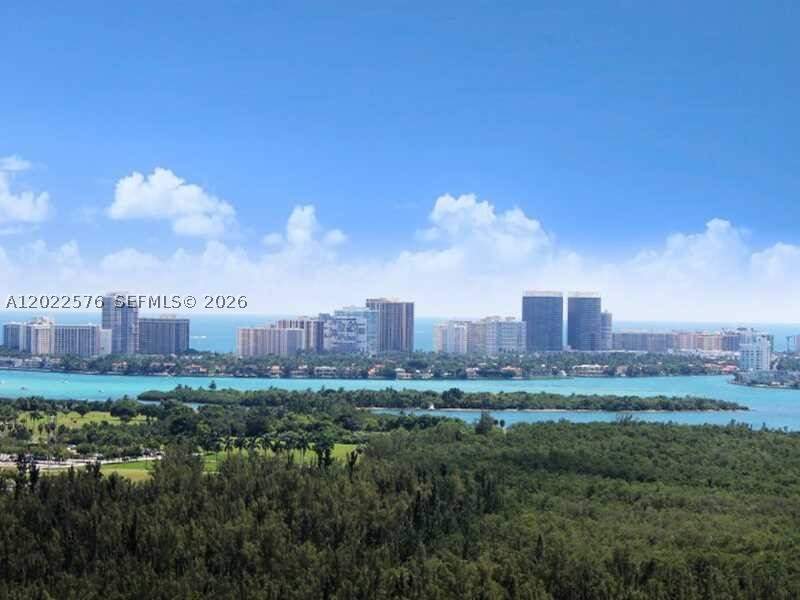 3 bedroom Condominium at 14951 Royal Oaks Ln 1909, The Oaks I Condo, North Miami — photo 4