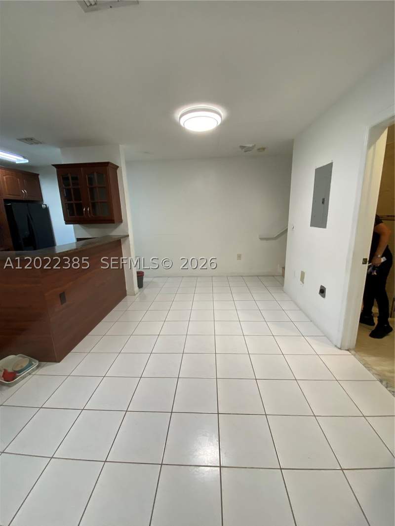 3 bedroom Townhouse at 6763 NW 182nd St 105, Marquis Villas I Condo, Hialeah — photo 4