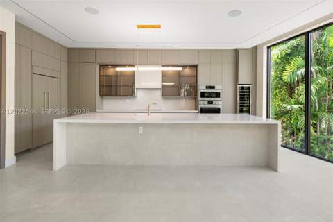 900 NE 75th St, Miami FL - photo 13 of 69