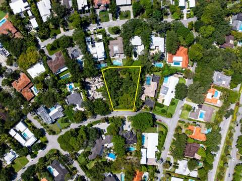 530 Melaleuca Ln, Miami FL - photo 9 of 9