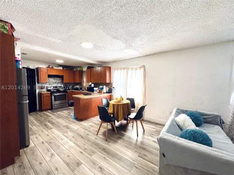 1484 NW 60th St, Miami FL - photo 9 of 28