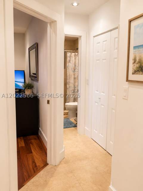 900 Meridian Ave 104, Miami Beach FL - photo 7 of 11