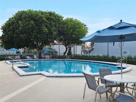 5033 NW 114th Ct, Doral FL - photo 22 of 31