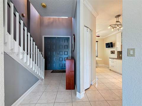 781 NE 195th St, Miami FL - photo 16 of 43