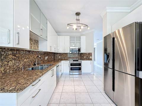 781 NE 195th St, Miami FL - photo 18 of 43