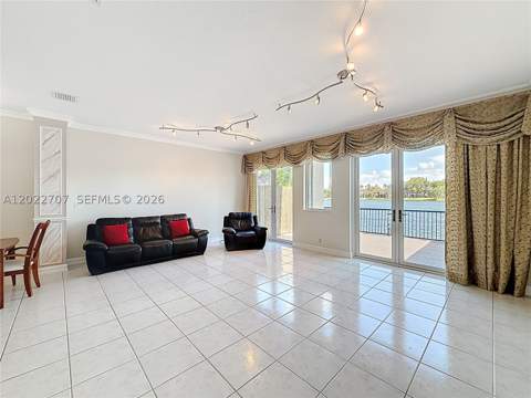 781 NE 195th St, Miami FL - photo 24 of 43