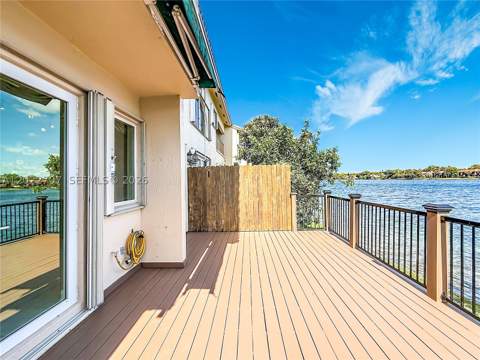 781 NE 195th St, Miami FL - photo 6 of 43