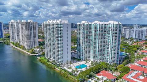 3301 NE 183rd St 2101, Aventura FL - photo 22 of 27