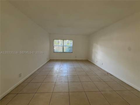 18101 NW 68th Ave B102, Hialeah FL - photo 17 of 18