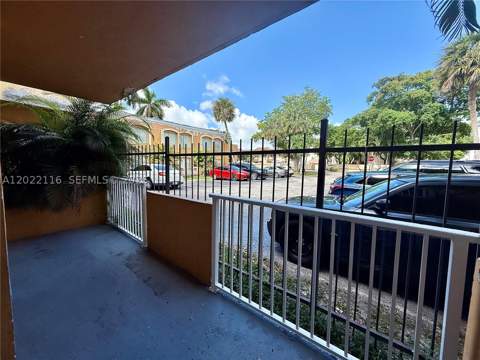 18101 NW 68th Ave B102, Hialeah FL - photo 6 of 18